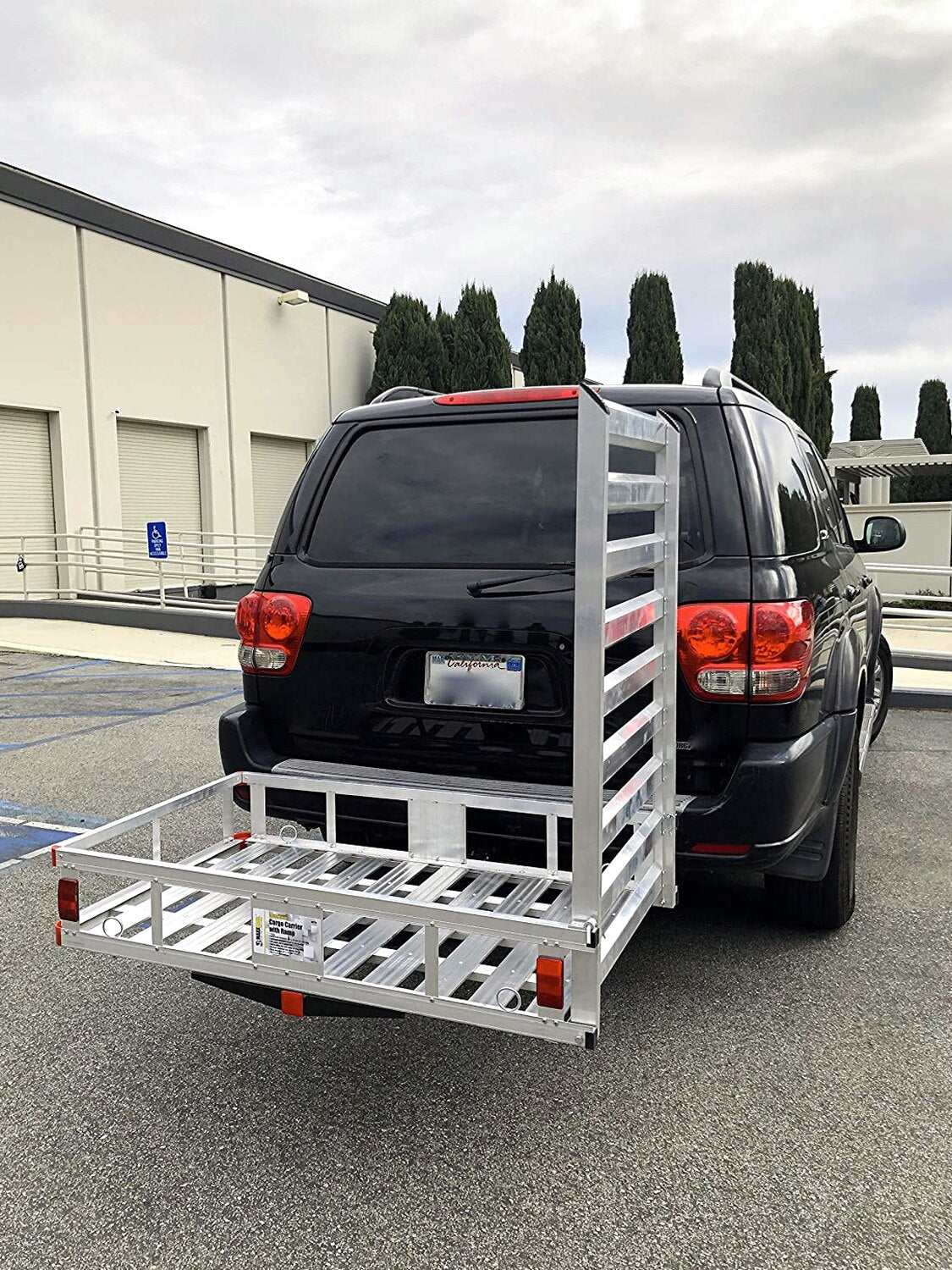 Aluminum Hitch Mount Cargo Carrier With 47 in Long Ramp, 1 Pack - 80779