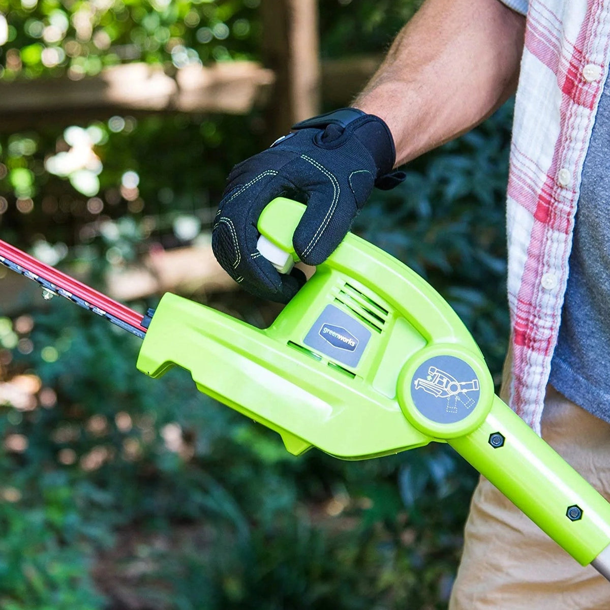 Greenworks 40V 20in Pole Saw With Hedge Trimmer Attachment, 2.0 Ah Battery And Charger