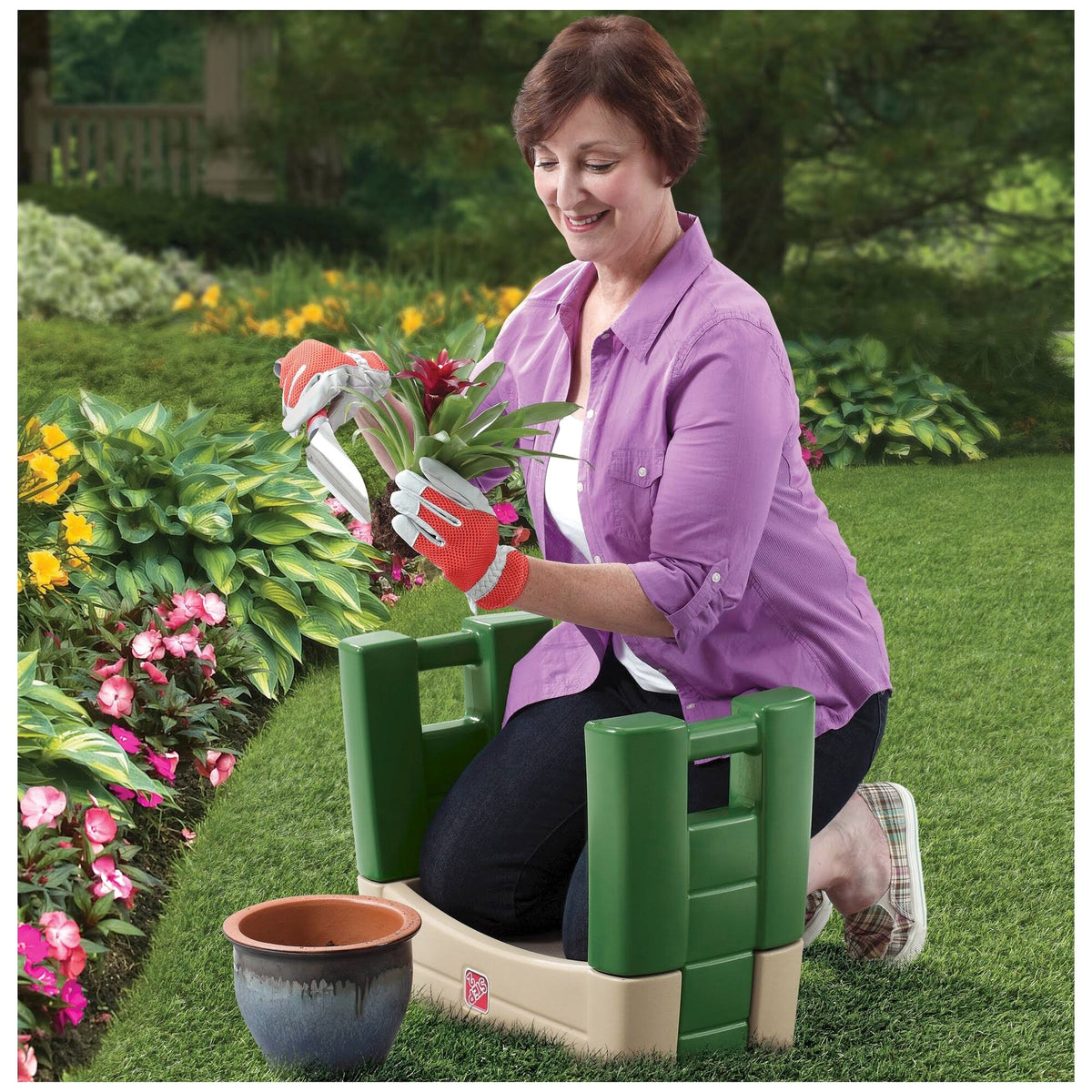 Step 2 Garden Kneeler Seat, Green, 16.25in H x 21.75in W x 10.75in D