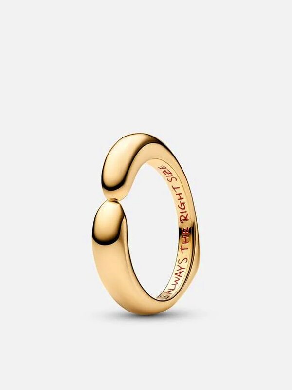 Gold-Plated Character Hug Ring
