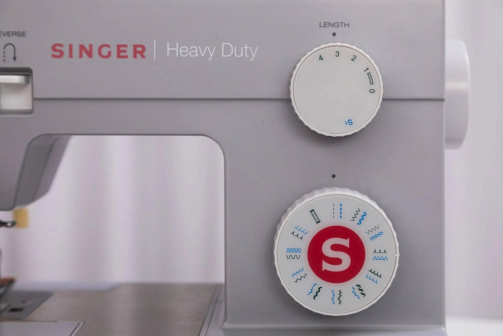 SINGER Heavy Duty Sewing Machine, White - 4423