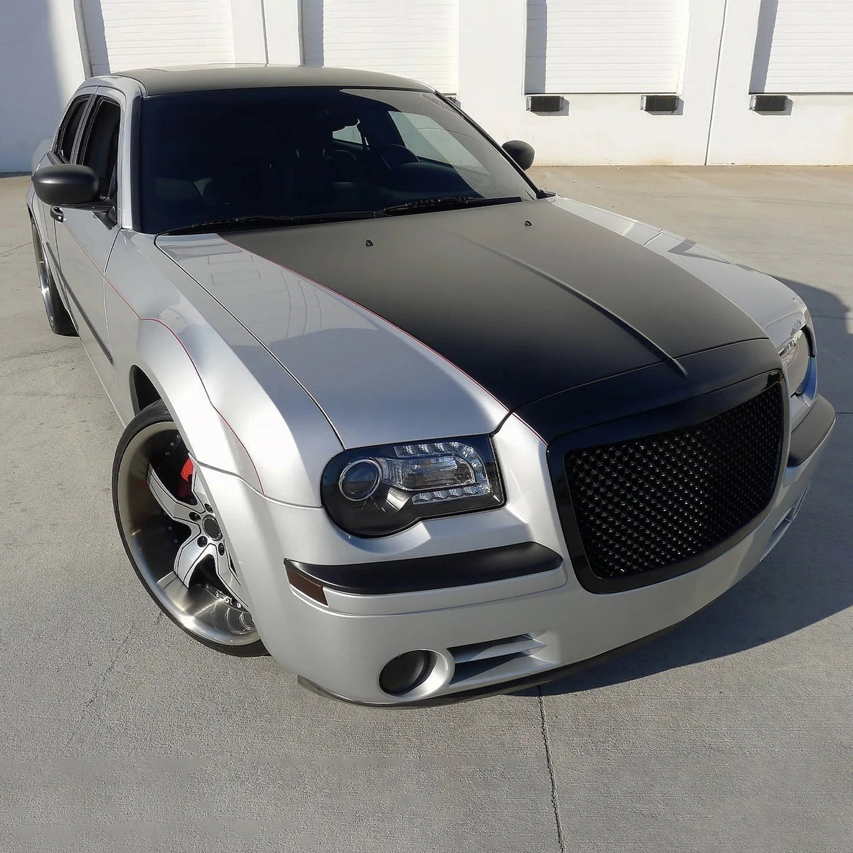 Spec-D Tuning Black LED Strip Projector Headlight Assembly Pair - 2005-2010 Chrysler 300C AWD HEMI SRT-8