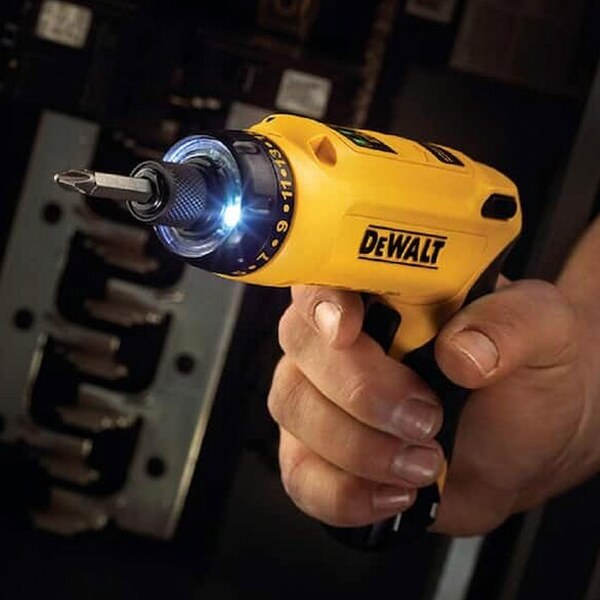 DEWALT 8V MAX Cordless Gyroscopic Screwdriver With Adjustable Handle, (2) 1.0Ah Batteries, Charger, And Bag