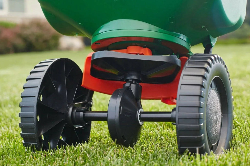 Scotts Turf Builder EdgeGuard Mini Broadcast Spreader - 5,000 Sq. Ft.