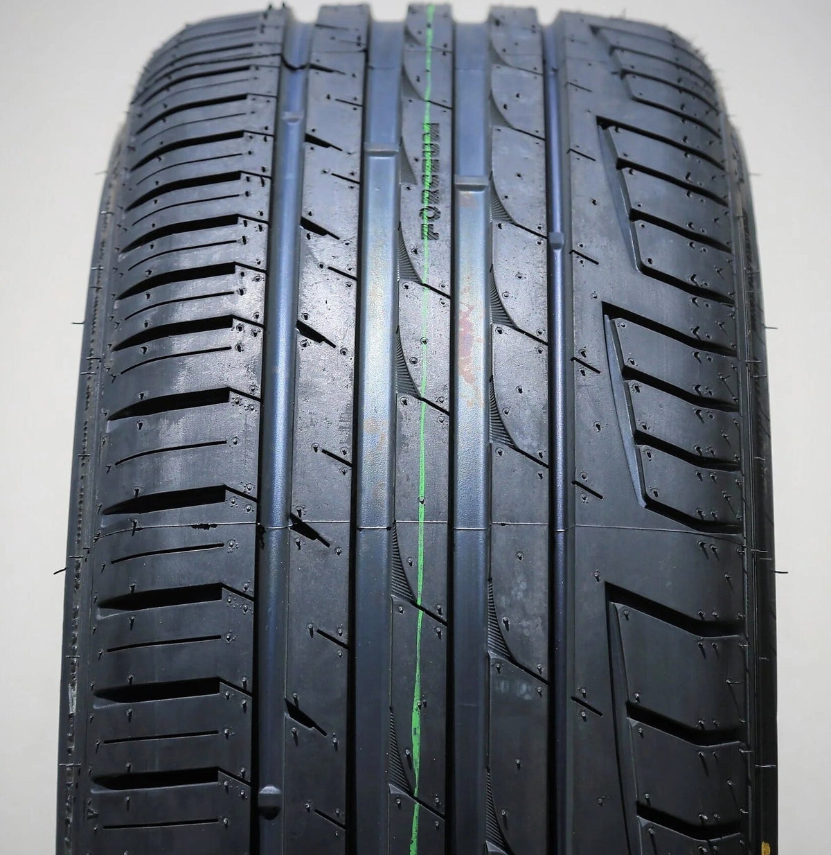Forceum High-Performance All-Season Tires 245/40R20 99Y XL, Pair - Octa