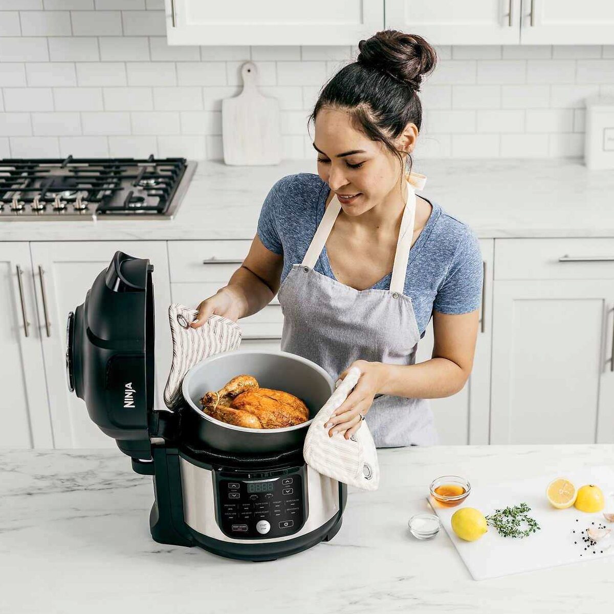 Ninja Foodi 11-in-1 6.5-qt Pro Pressure Cooker And Air Fryer - FD302