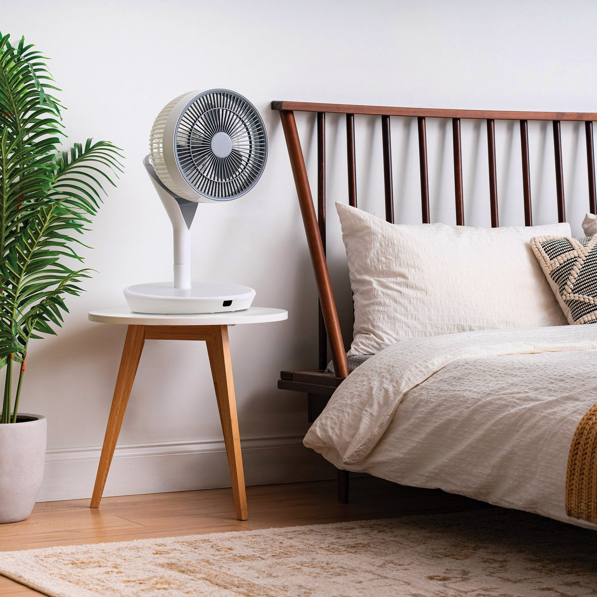 Woozoo 360 Pedestal Fan, Adjustable Height 21 in Or 36 in