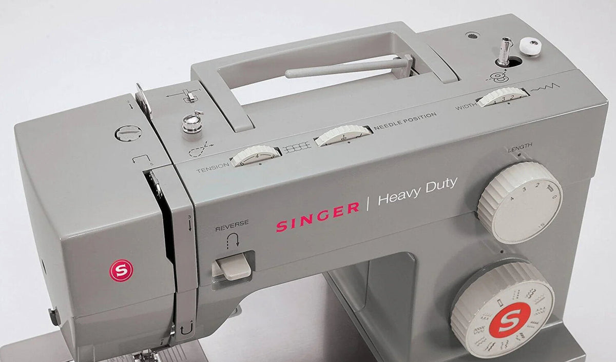 SINGER Heavy Duty Sewing Machine, White - 4423