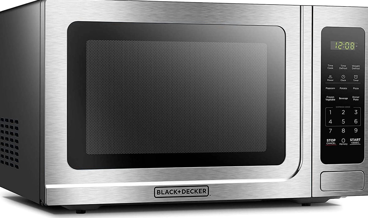 BLACK+DECKER 1.4 Cu Ft 1000 Watt Countertop Microwave Oven, Stainless Steel