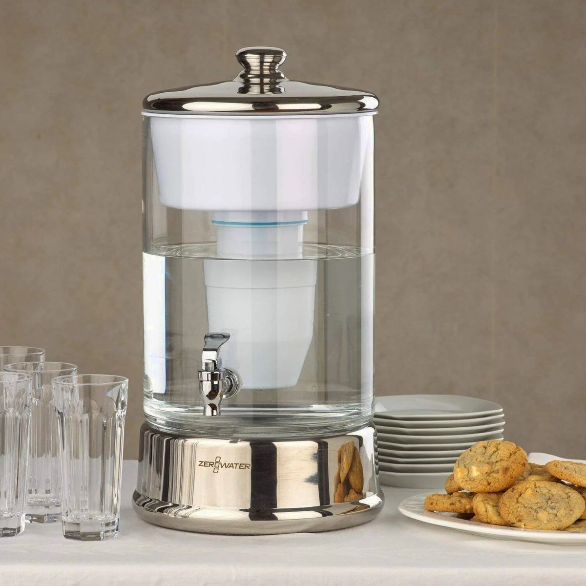 ZeroWater 40 Cup Ready-Pour Glass Water Dispenser With Water Quality Meter - BPA-Free