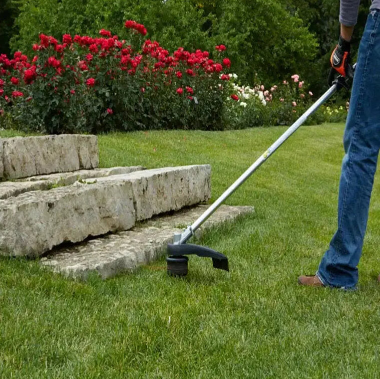 ECHO String Trimmer 21.2cc Gas-Powered Straight-Shaft 2-Stroke Engine - SRM-225