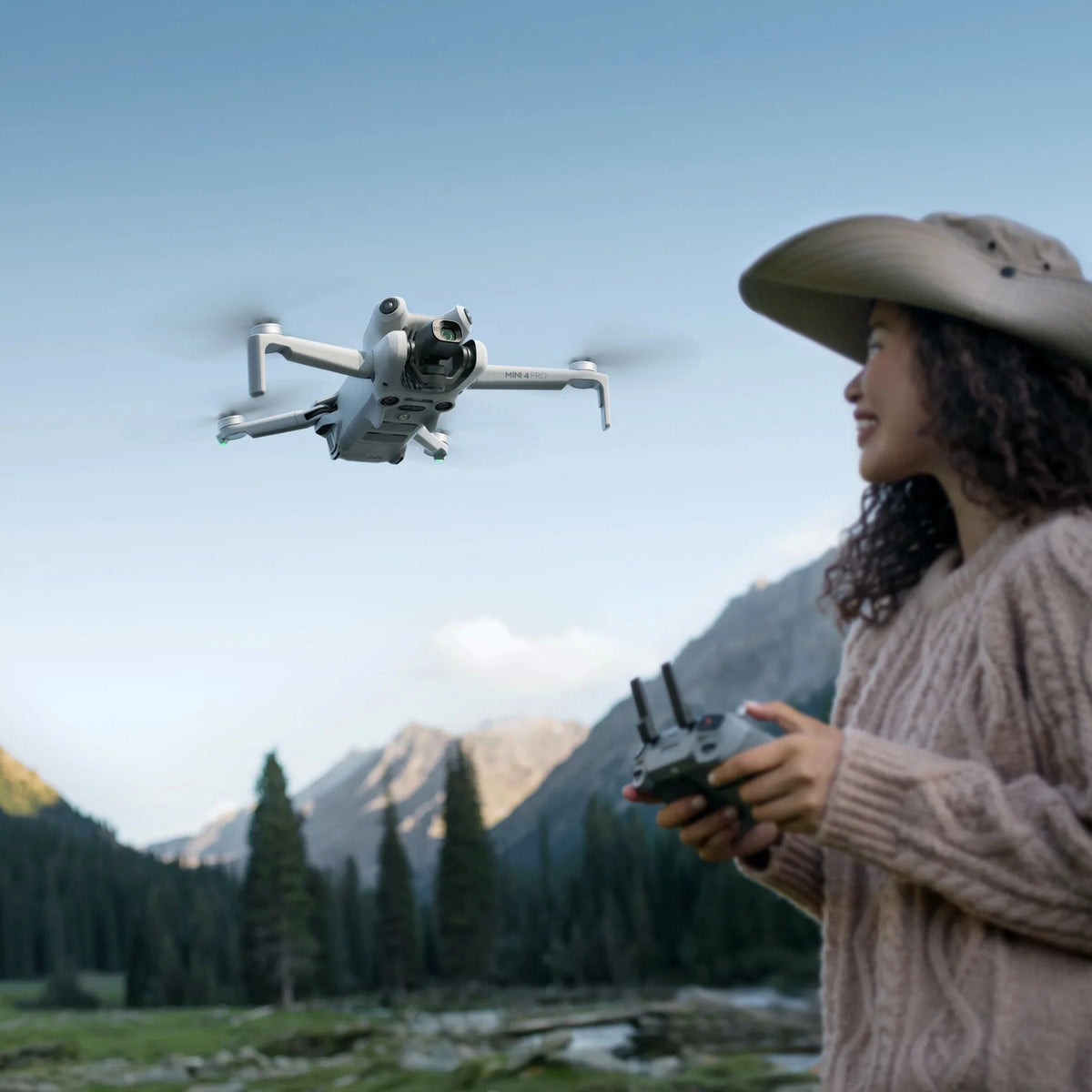 DJI Mini 4 Pro Fly More Combo With DJI RC 2 Controller - Mini 4 Pro