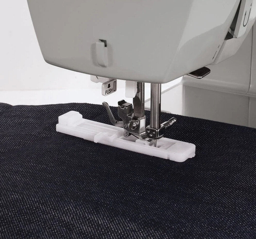 SINGER Heavy Duty Sewing Machine, White - 4423