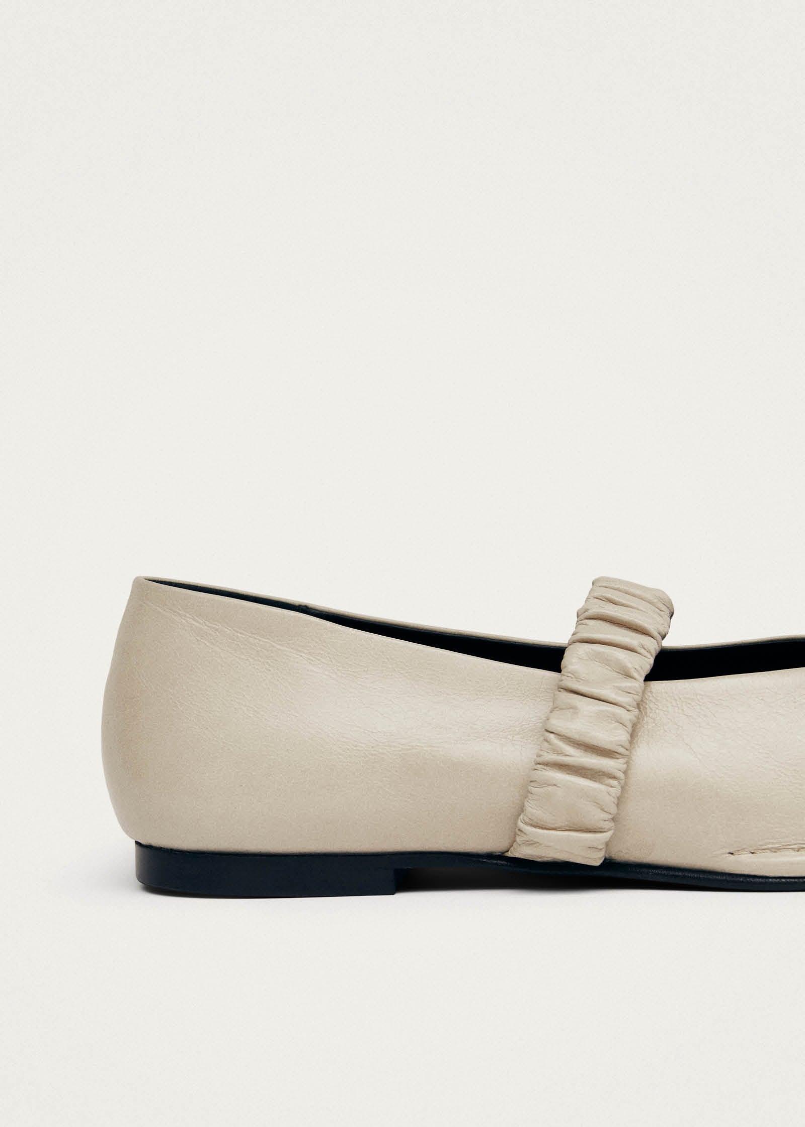 Lautan Cream Leather Ballet Flats – Chiro Moyo Women's Shoes