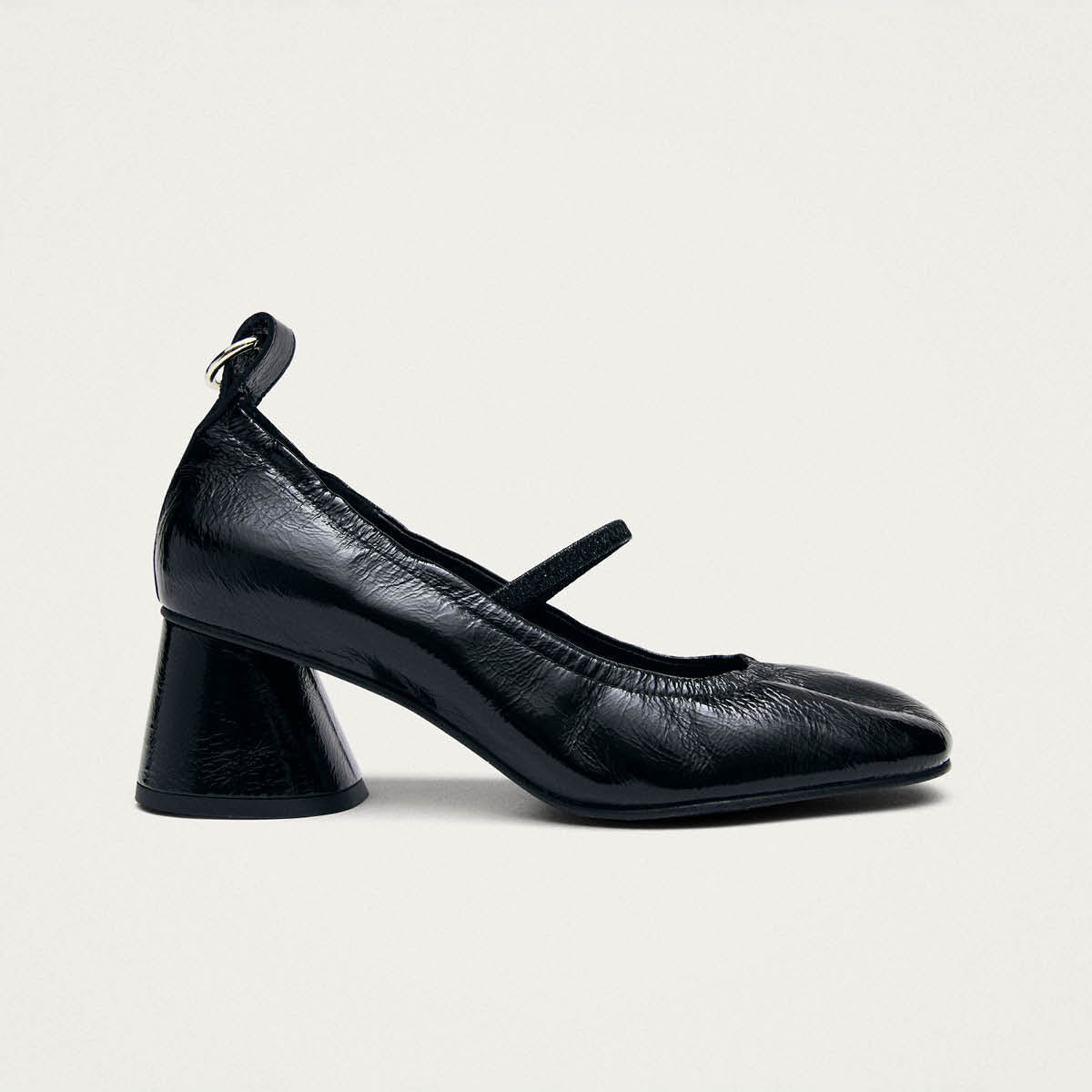 Rhiane Black Leather Pumps – Chiro Moyo Women's Shoes