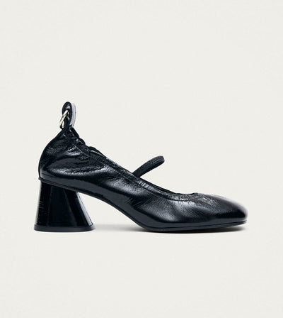 Rhiane Black Leather Pumps – Chiro Moyo Women's Shoes