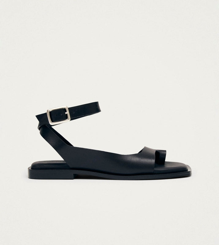 Tebas Black Leather Sandals – Chiro Moyo Women's Shoes