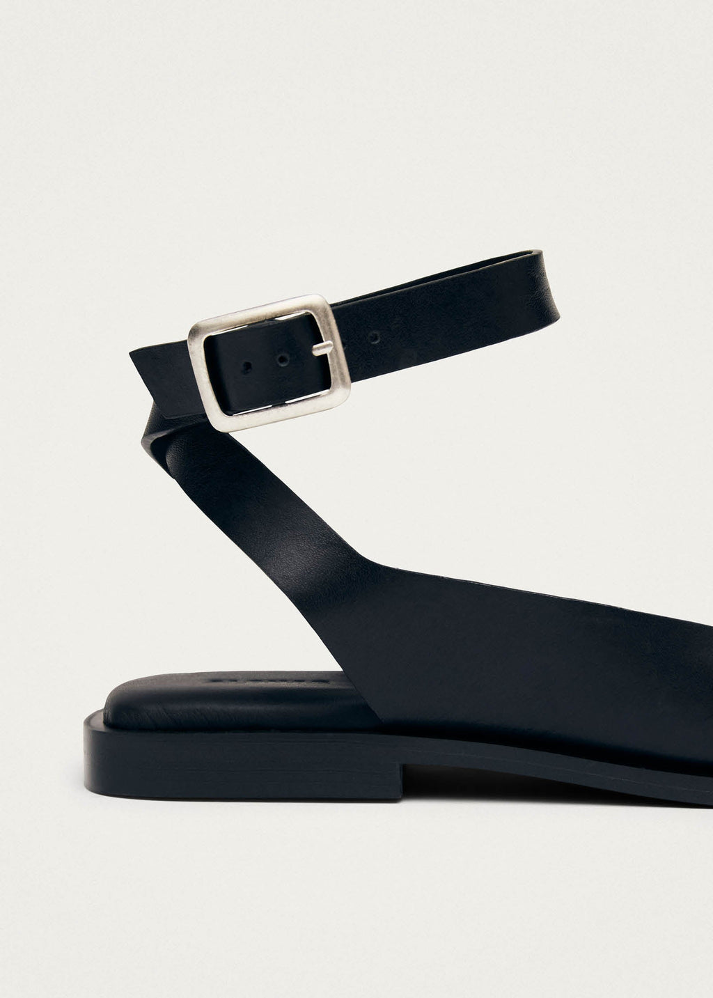 Tebas Black Leather Sandals – Chiro Moyo Women's Shoes